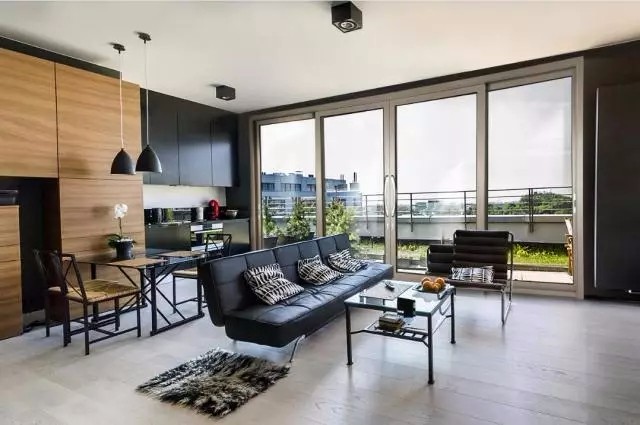 定制門(mén)窗應(yīng)運(yùn)而生，你懂生活我們更懂你！